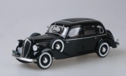 Skoda . 913 noire 1/18