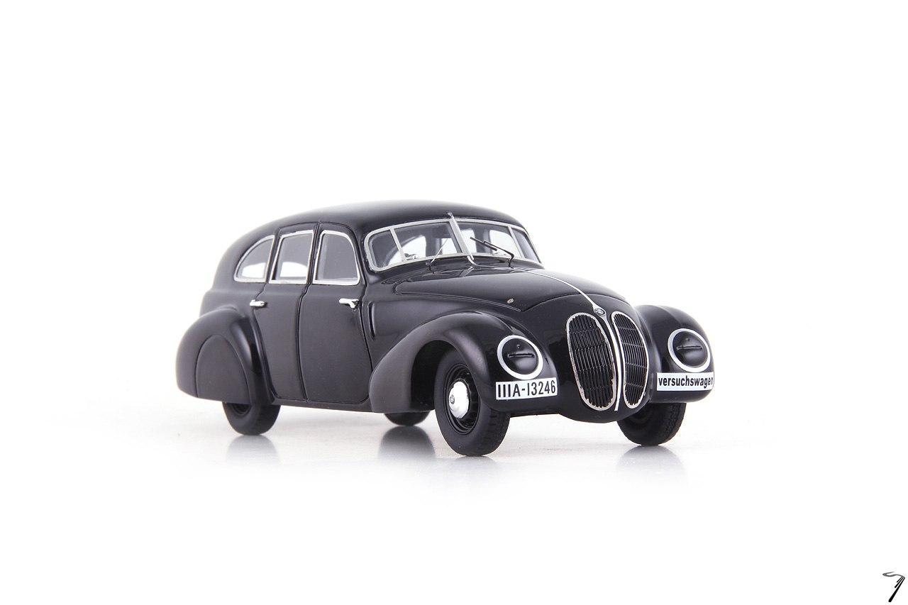 Divers . Kamm K4 BMW Noire - Allemagne 1/43