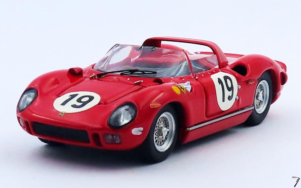 Ferrari 330 P #19 - 3eme 24H du Mans  1/43