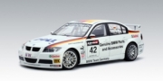 BMW 320Si #42   1/18