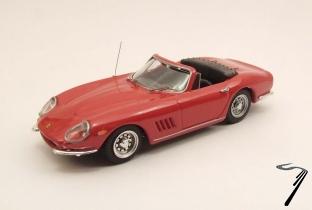 Ferrari . GTB Spyder metallic red - Stece Mc Queen 1/43