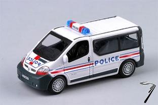 Renault . minibus Police 1/43