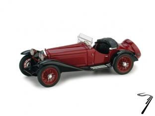 Alfa Romeo . Ouvert bordeaux 1/43