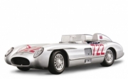 Mercedes  B 300 SLRM.M  1/18