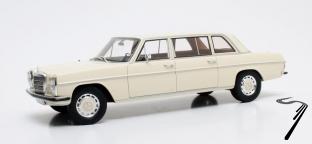 Mercedes . V114 limousine blanc 1/18