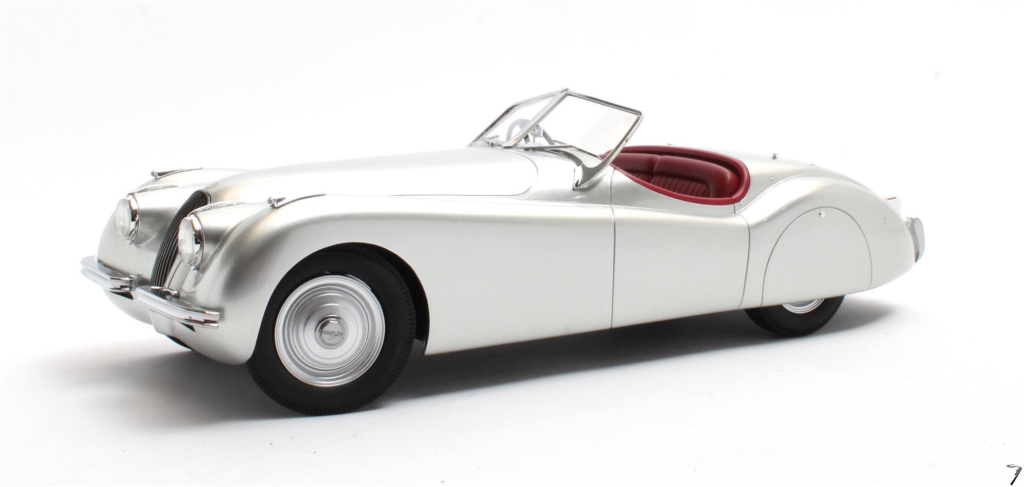 Jaguar XK120 OTS Argent OTS Argent 1/18