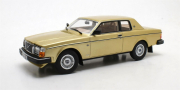 Volvo . C Bertone 2 portes Or 1/18