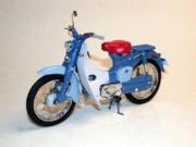 Honda Super Cub bleu  1/10