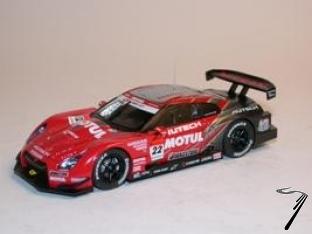 Nissan GT-R R35 SGT #22 Motul  1/43