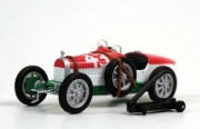 Bugatti Type 35 - Equipage Hongrois - Pr&eacute;paration de Course  1/43