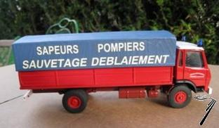 Berliet . GR190 Sapeurs Pompiers Sauvetage deblaiement 1/43