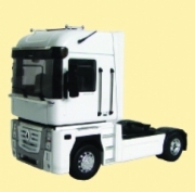 Renault . Tracteur 1/43
