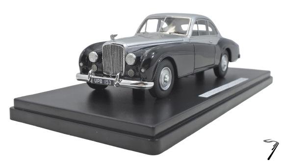 Bentley . Von Abbott Argent / Noir 1/43