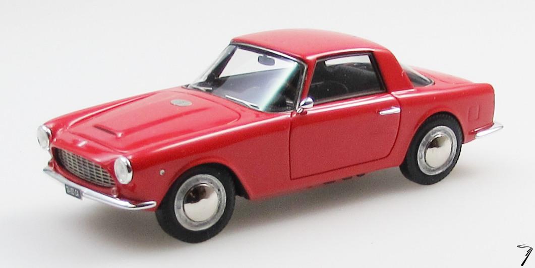 Fiat . S Rouge par Fissore 1/43