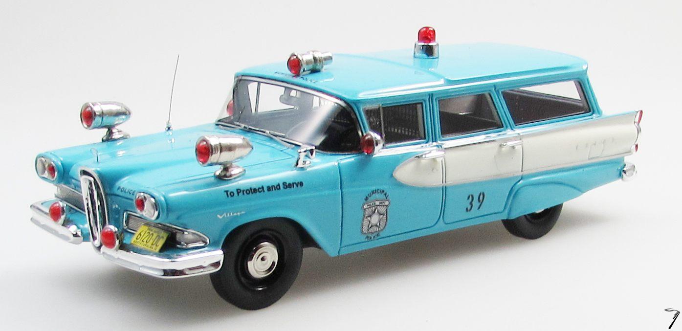 Edsel . Villager Police 1/43