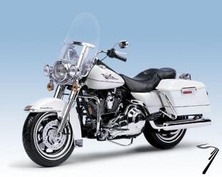 Harley Davidson Road King  1/10