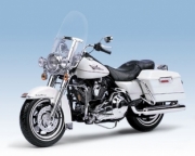 Harley Davidson Road King  1/10