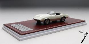 Pontiac . Banshee Prototype XP-833 spider blanc - Edition limite  150 pcs 1/43