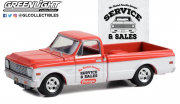 Chevrolet . Pick-Up Shortbed The Busted Knuckle Garage 1/64