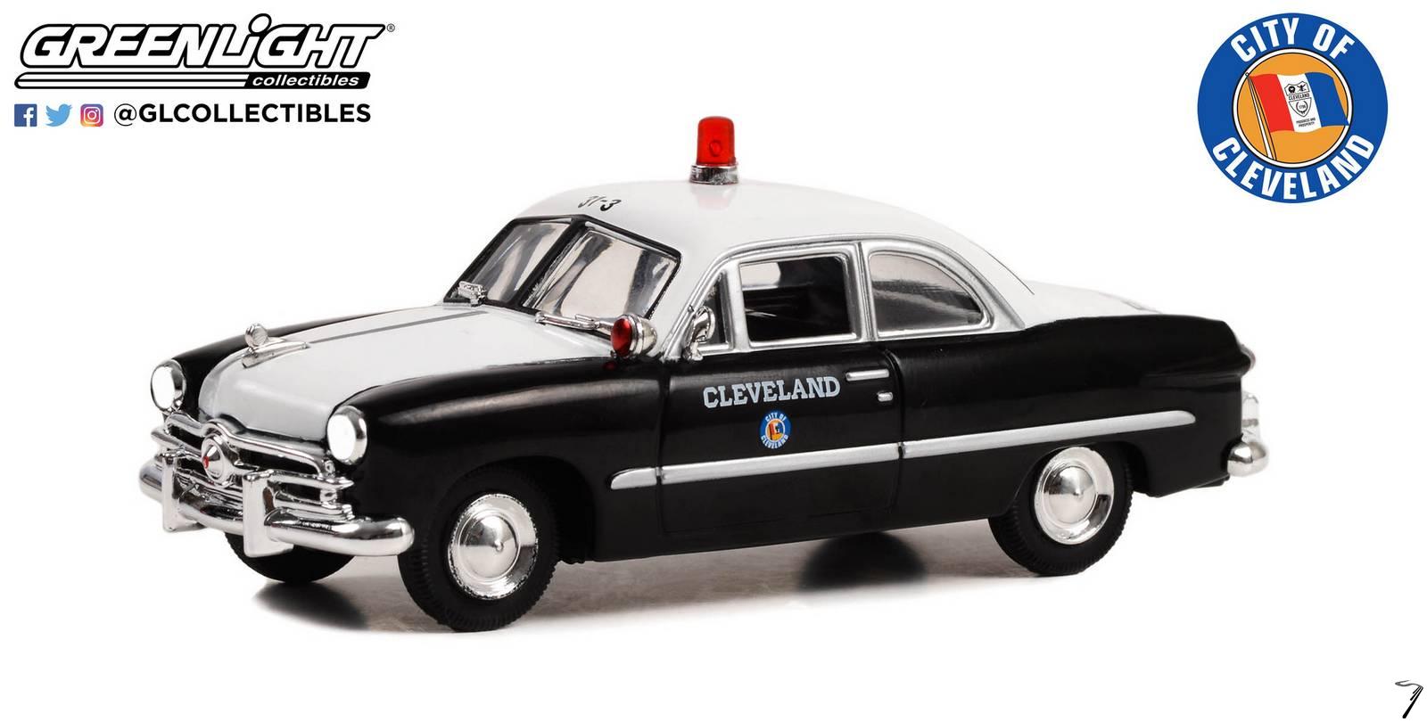 Ford . Cleveland Police 1/43