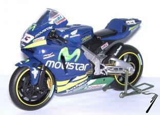 Honda RC211V Moto GP  1/18