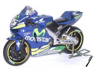 Honda RC211V Moto GP  1/18