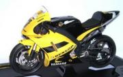 Yamaha YZR-M1 Moto GP  1/10