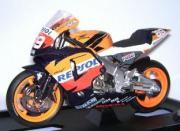 Honda RC211V Moto GP Champion du Monde  1/10