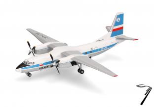 Antonov AN-24B LOT Polish Airlines AN-24B LOT Polish Airlines 1/200