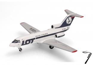 Divers Yakovlev Yak-40 LOT Polish Airlines Yakovlev Yak-40 LOT Polish Airlines 1/200