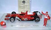 Ferrari 248 F1 GP Brésil dernière course edition numérotée avec casque et figurine 1/18