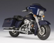 Harley Davidson FLHX Street Glide dark blue pearl  1/12