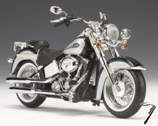 Harley Davidson FLSTN Softail Deluxe Big Purple  1/12