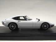 Toyota . GT blanche 1/43