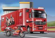 Mercedes Camion d'assistance Ducati + moto 998F02 SBK Camion d'assistance Ducati + moto 998F02 SBK 1/24
