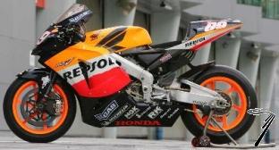 Honda RC211V   1/9
