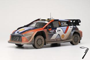 Hyundai i20 Rally 1 - 2eme Safari Rallye - version fin de course  1/18