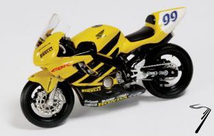 Honda CBR 600 champion du monde Supersport  1/24