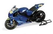 Yamaha YZR-M1  1/12