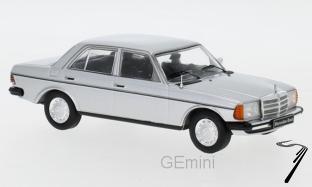 Mercedes . D argent - Boite cass�e 1/43