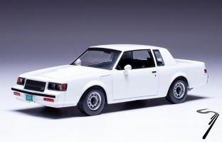 Buick . Blanche 1/43
