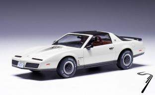 Pontiac . Blanche 1/43