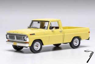Ford . Pick Up Jaune clair 1/43
