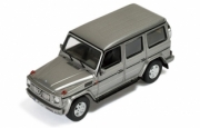 Mercedes . 500 V8  argent 1/43
