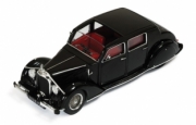 Voisin . C28 ambassade black 1/43