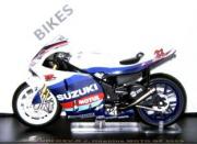 Suzuki GSV-R  1/24
