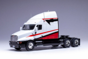 Kenworth . Blanc / rouge 1/43