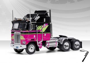 Kenworth . Aerodyne Noir / Rose 1/64