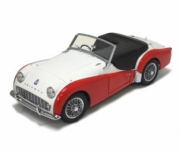 Triumph . A White Red 1/18