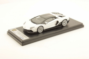 Lamborghini Aventador LP 780-4 Ultimae Blanc Isis avec toit carbone LP 780-4 Ultimae Blanc Isis avec toit carbone 1/43